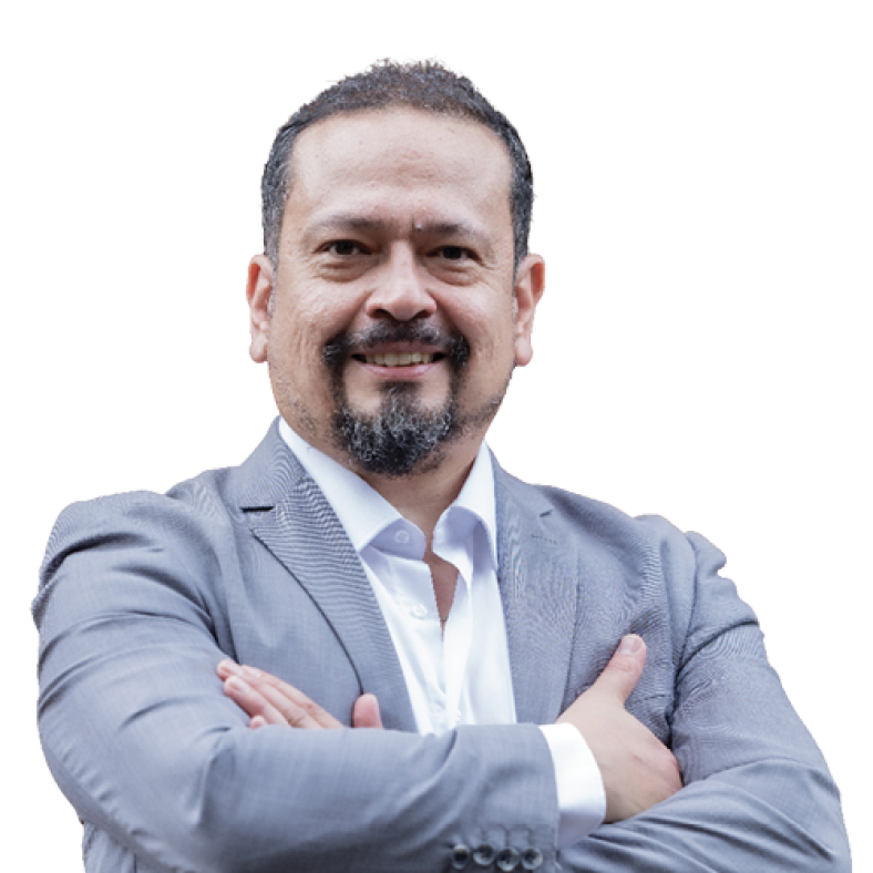 Headshot of Claudio Roman